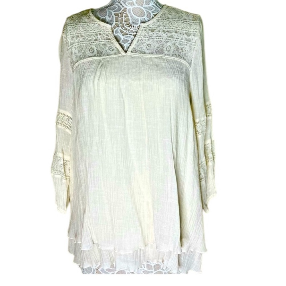 Elegant Off White Lace Women's Top- size large